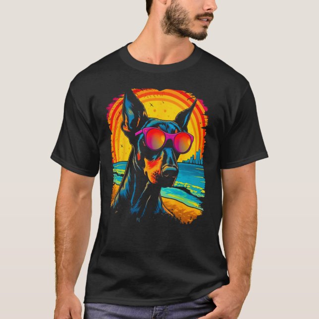 Camiseta Cachorro Cachorro Pinscher Dobermann Óculos de Sol (Frente)