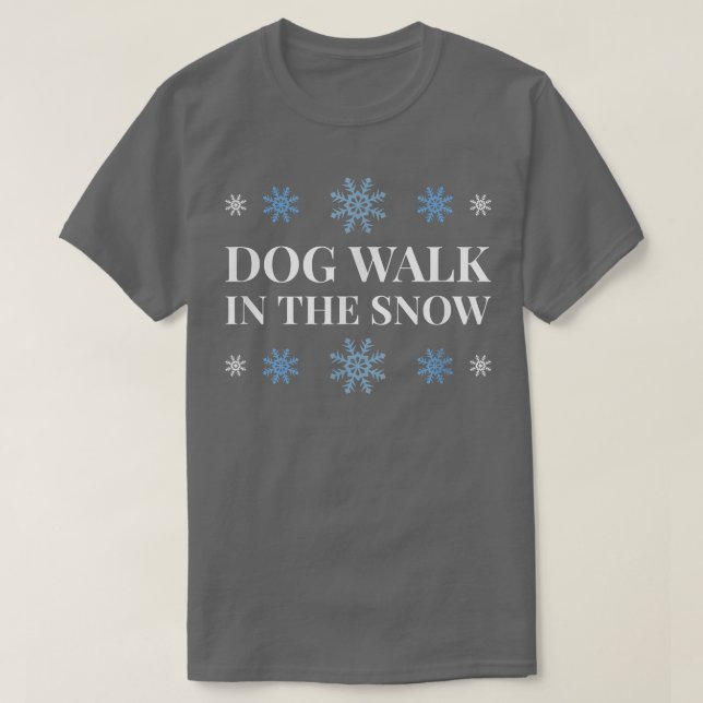 Camiseta Cachorro caminhando na neve (Frente do Design)