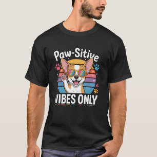 Camiseta Cachorro Chihuahua Vintage Vibrações Positivas Ape