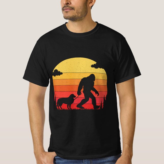 Camiseta Cachorro Collie na borda do Pé Grande (Frente)