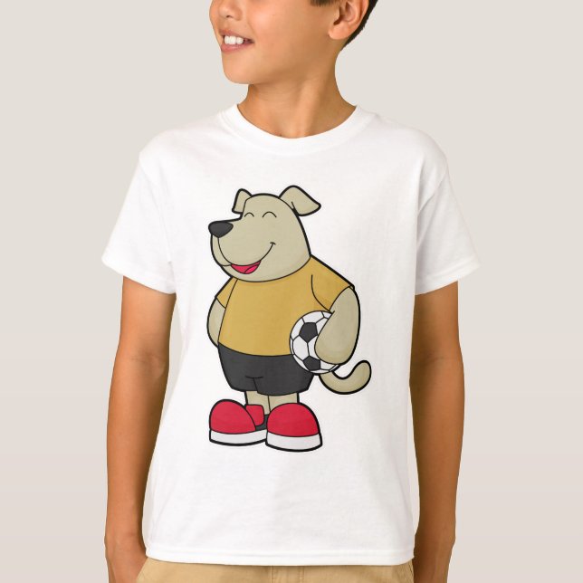 Camiseta Cachorro como jogador de futebol com bola de futeb (Frente)