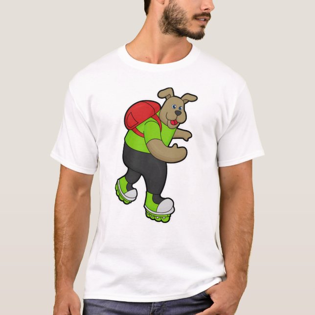 Camiseta Cachorro como skater com skates embutidos e mochil (Frente)