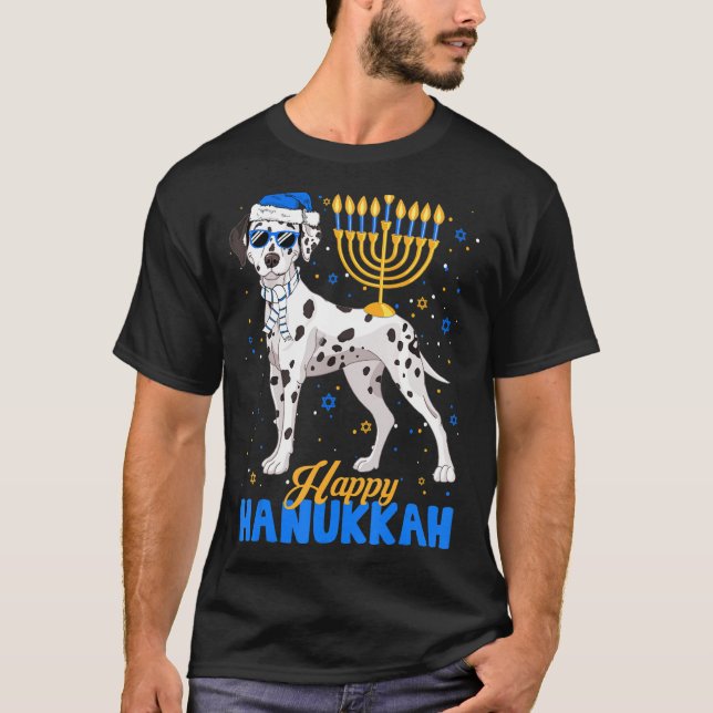 Camiseta Cachorro Dalmaciano Menorah Happy Hanukkah Chanuk (Frente)