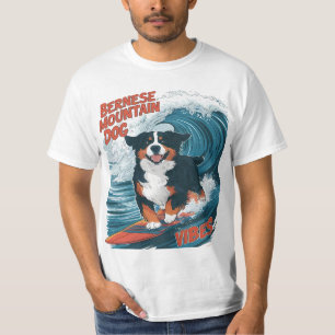 Camiseta Cachorro das Montanhas Bernese surfando