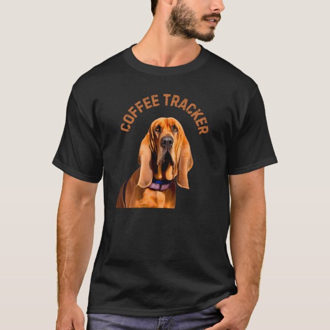 Camiseta Cachorro de Coffee Tracker Hound (Frente)