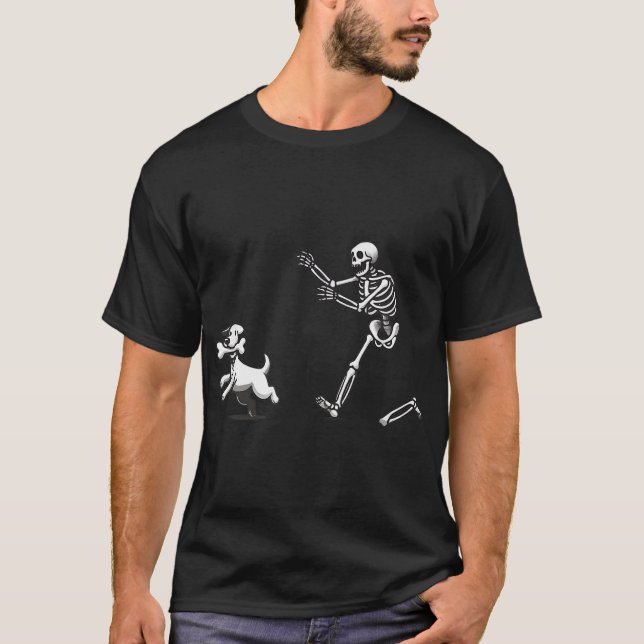 Camiseta Cachorro de Halloween Esqueletreto Perseguir Cacho (Frente)
