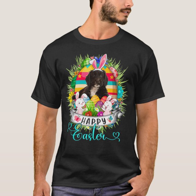 Camiseta Cachorro De Sproodle Na Cesta De Ovos De Páscoa Fe (Frente)