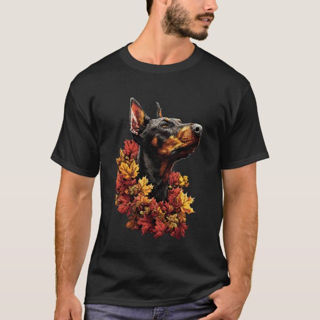 Camiseta Cachorro Doberman Fofo com Folhas de Outono Estéti (Frente)