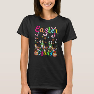 Camiseta Cachorro Doberman Orelha de Coelho Páscoa Equipe D