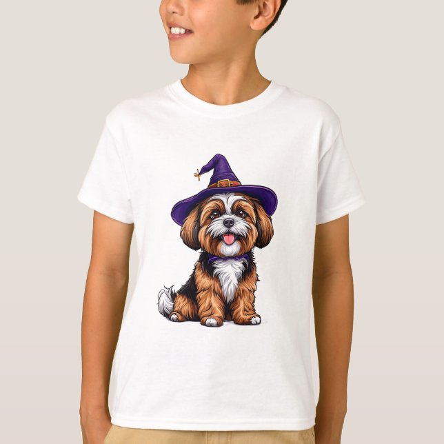 Camiseta Cachorro Feliz Usando um Chapéu de Bruxa (Frente)