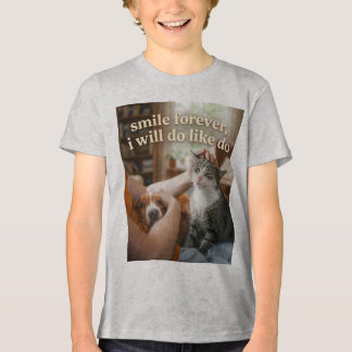 Camiseta Cachorro Fofo e Gato sendo Acariciados Citação Eng
