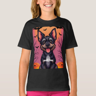 Camiseta Cachorro Fofo em Cena de Halloween com Abóboras