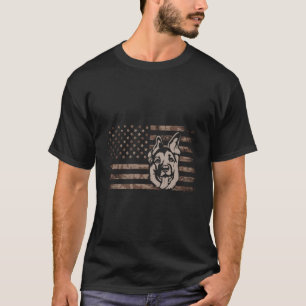 Camiseta Cachorro german shepherd Em Uma Bandeira Dos Eua