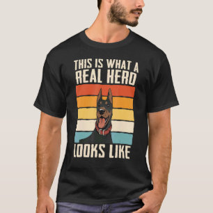 Camiseta Cachorro Herói Doberman Pinscher Na Moda