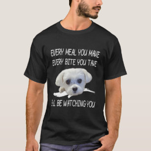 Camiseta Cachorro Maltês Engraçado Observando Proprietário