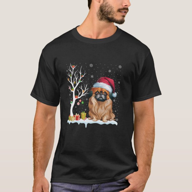 Camiseta Cachorro Pekingês Santa Hat Festivo Árvore Festiva (Frente)