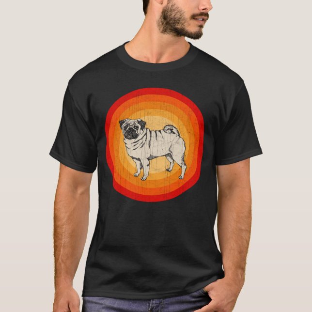 Camiseta Cachorro Pug Angustiado Estilo Retrô (Frente)