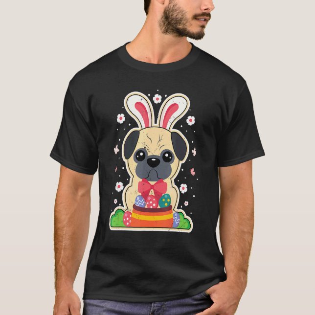 Camiseta Cachorro Pug Dia de Páscoa Orelhas de Coelho Cesta (Frente)