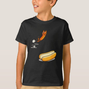 Camiseta Cachorro-quente engraçado mergulhando no desenho a