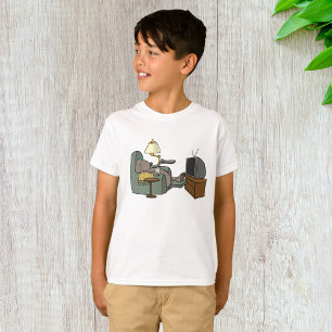 Camiseta Cachorro relaxado assistindo TV