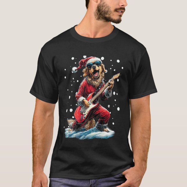 Camiseta Cachorro Retriever Dourado De Natal Tocando Violão (Frente)