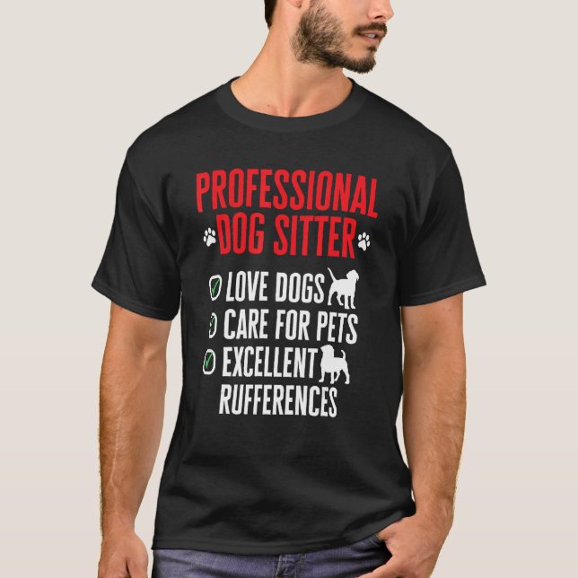 Camiseta Cachorro Sentado Pet Sitter Professional Dog (Frente)