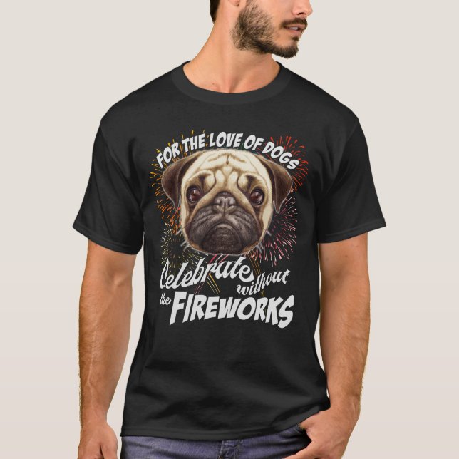 Camiseta Cachorros celebram 4 de julho sem fogos de artifíc (Frente)