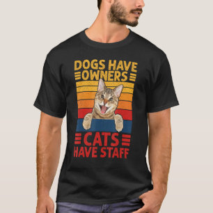 Camiseta Cachorros Têm Proprietários Gatos Têm Funcionarios