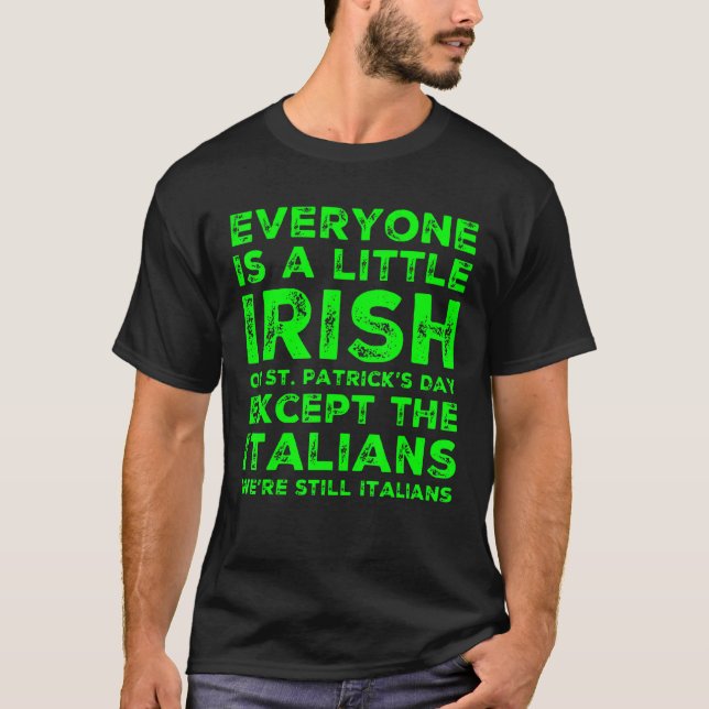 Camiseta Cada um é um pouco irlandês na Rua. (Frente)