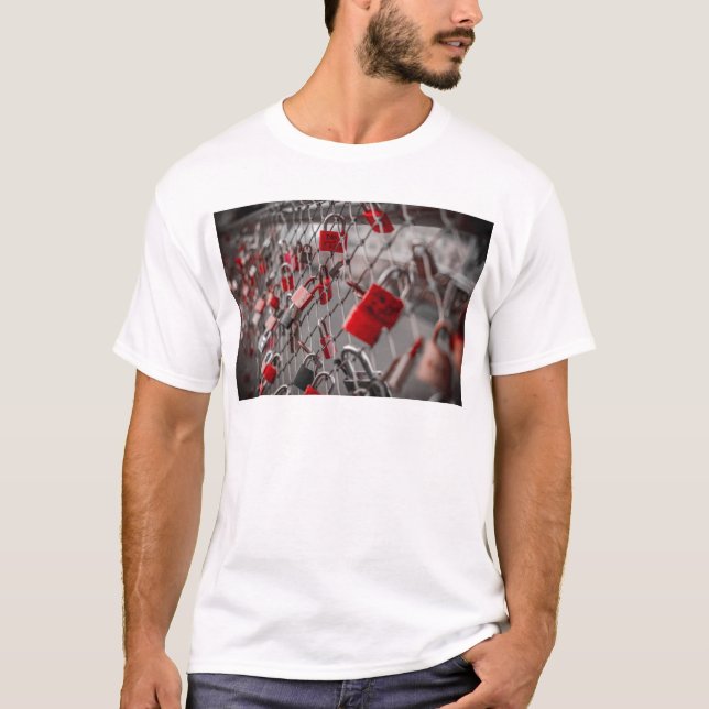 Camiseta Cadeados de Amor Vermelhos (Frente)