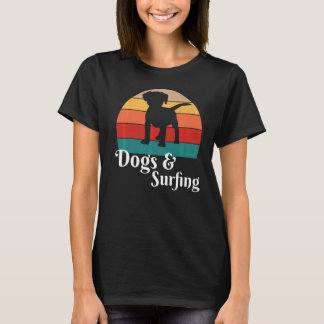 Camiseta Cães e Surfista de Surfe