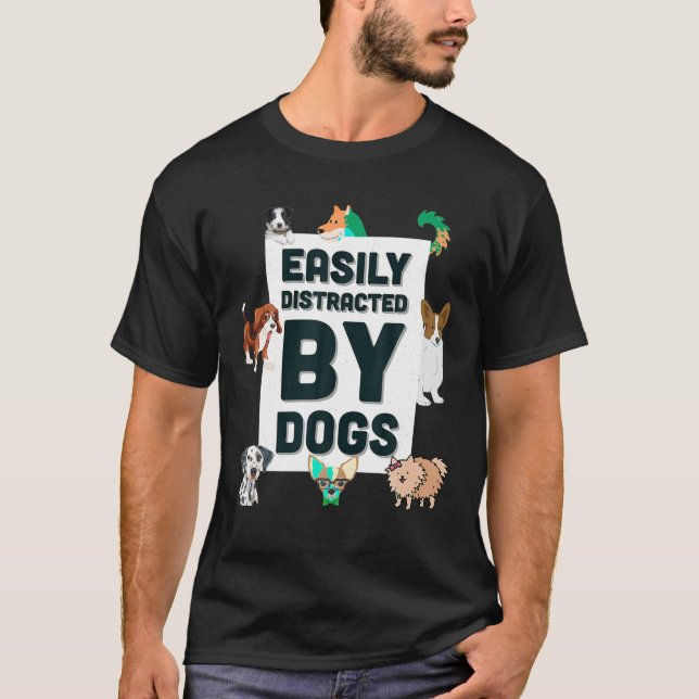 Camiseta CÃES são o melhor amigo humano Cachorro sobrevoado (Frente)