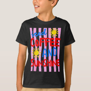 Camiseta Café com gelo e sol férias de verão fofas