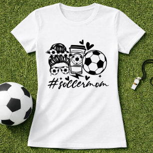 Camiseta Café da Mamãe de Futebol Vibes de Hashtag