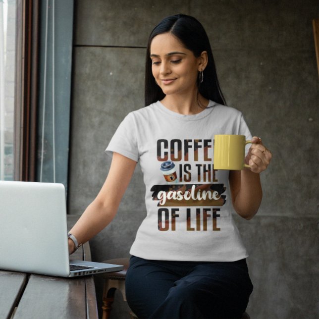Camiseta Café é a gasolina da vida, citação engraçada do ca (Criador carregado)