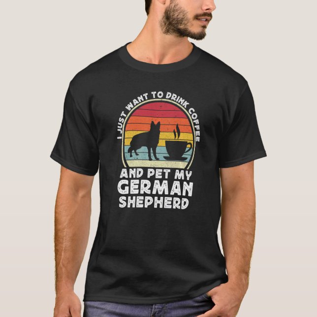 Camiseta Café E Cachorro German shepherd - Pai SPG Mãe (Frente)