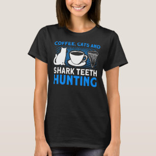 Camiseta Café E Dentes De Tubarão Caçando Dentes De Dente