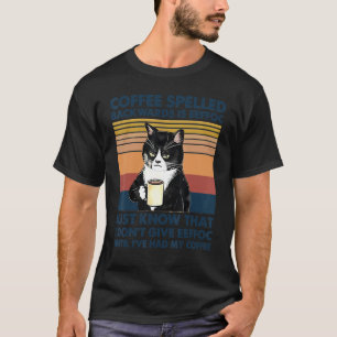 Camiseta Café Escrito ao Contrário É Eeffoc Gatos Bebem Caf