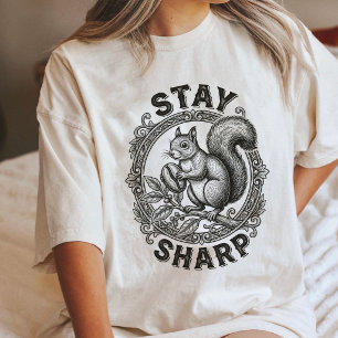 Camiseta Café Squirrel Bean "Mantenha-se Afiado" Arte Vinta