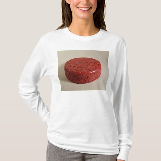 Camiseta Caixa vermelha decorada com peônias, 1426-27 da (Frente)