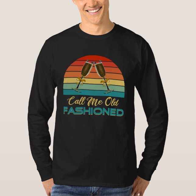 Camiseta Call Me Old Fashioned   Whiskey Graphic (Frente)
