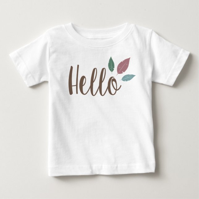 Camiseta Calliografia alô, penas boho (Frente)