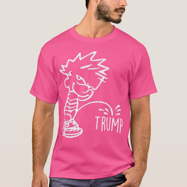 Camiseta Calvin Peeing No Trump - Chapéus De Trump (Frente)