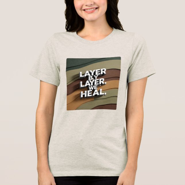 Camiseta Camada por Camada, Nós reparamos (Frente)