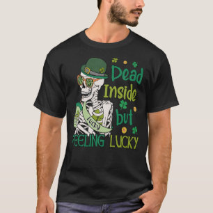 Camiseta Camarões e Morto de cerveja irlandesa na Dentro, m