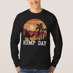 Camiseta Camel Hump Day Traveler Palm Sunset Quarta-feira W