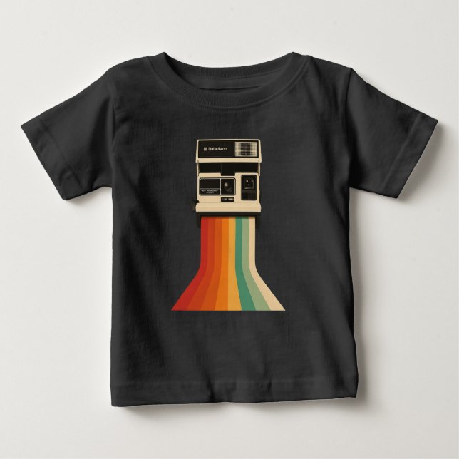 Camiseta Câmera Retro com Impressão de Arco-íris (Frente)