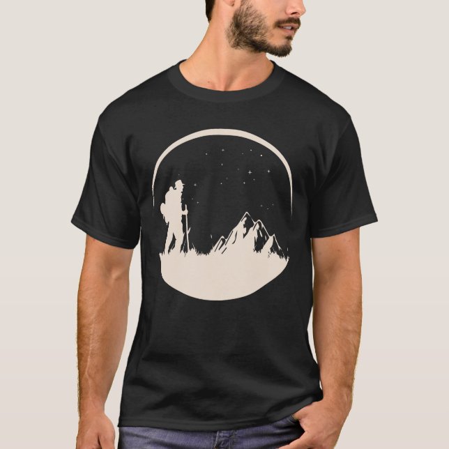 Camiseta Caminhada Noturna Estrelas Montanhas (Frente)