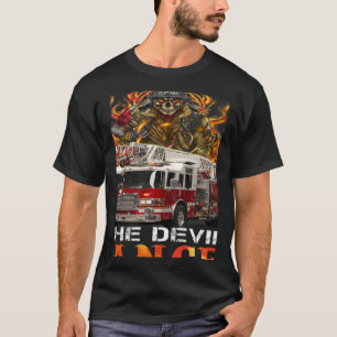 Camiseta Caminhando Onde O Diabo Dança Bombeiro