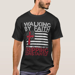 Camiseta Caminhando Pela Fé Tropeçando Constantemente Bíbli